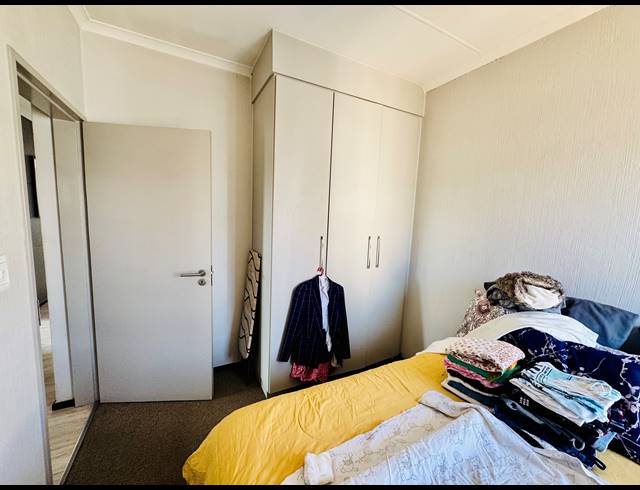 2 BEDROOM FLAT FOR SALE IN BROADACRES